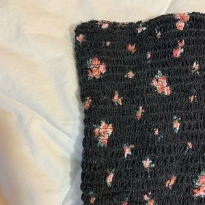 ✨3/$30✨ Ditsy Floral Tube Top